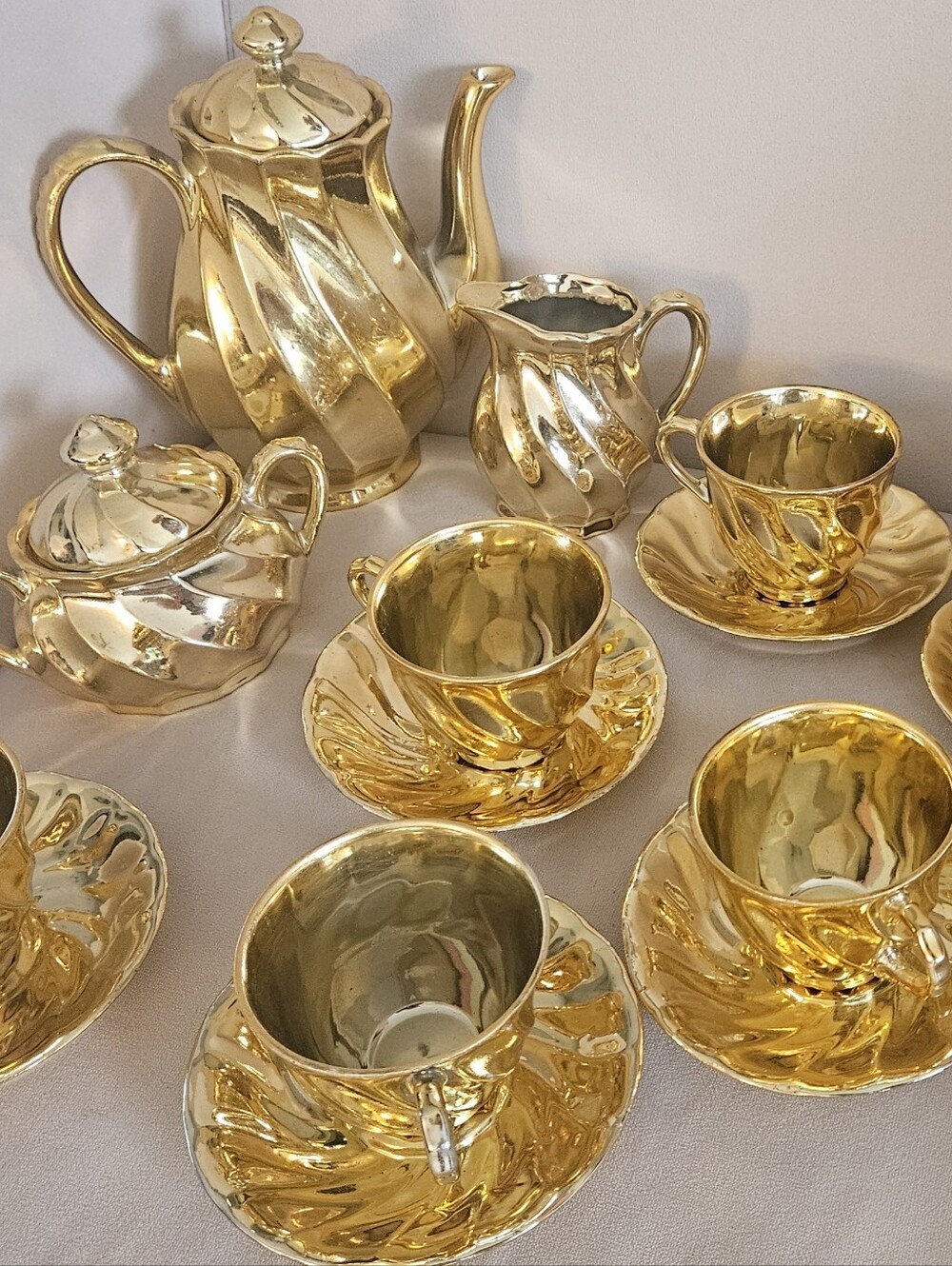 Vtg (1950s) Japanese Gold Lusterware Tea Set.  Metallic Gold. 17 Pc. From Japan.